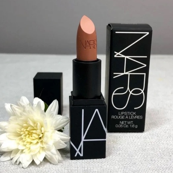 ❤️5 for $35❤️ NARS Lipstick Mini in Rosecliff - Picture 2 of 6